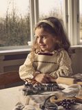 Product image thumbnail - WEIHNACHTS SCHÜRZE, Turtledove | 2