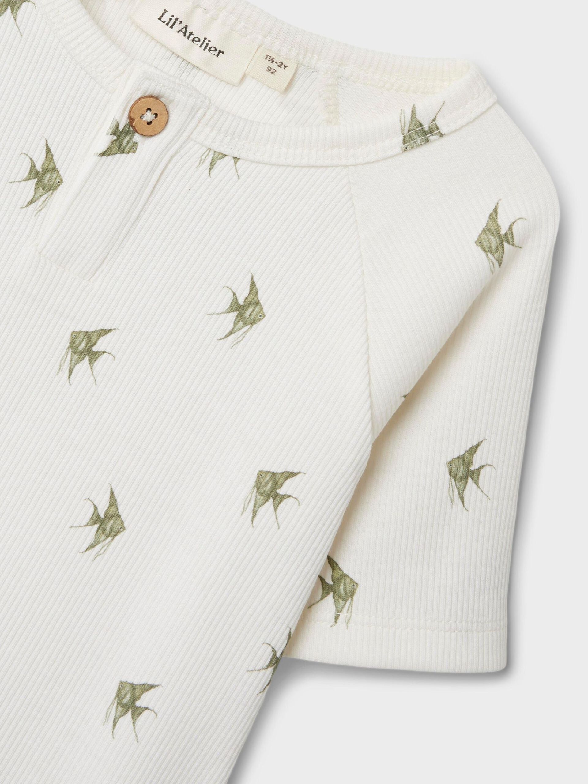 Carousel image - SLIM FIT T-SHIRT, Coconut Milk | 3