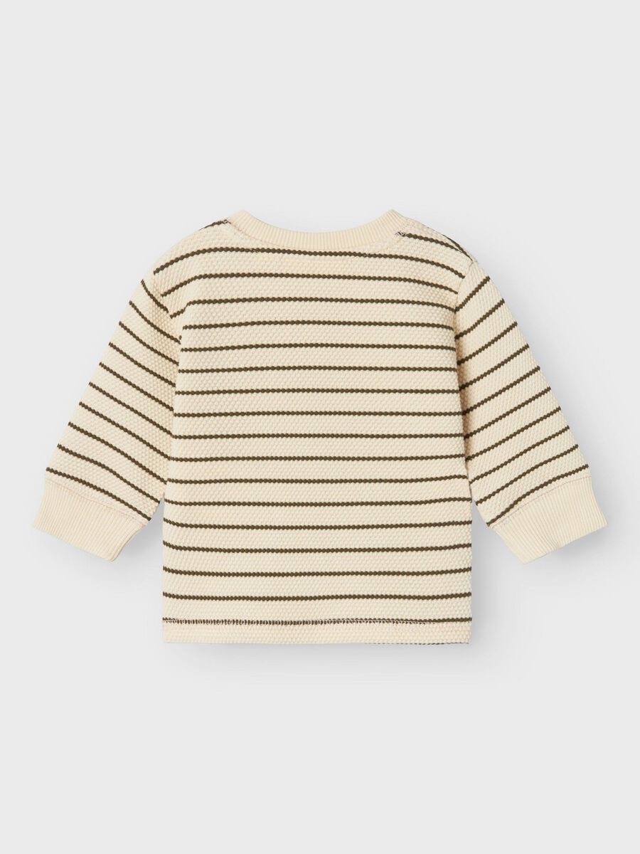 Product carousel image - CORTE REGULAR TOP DE MANGA LARGA, Kalamata | 2