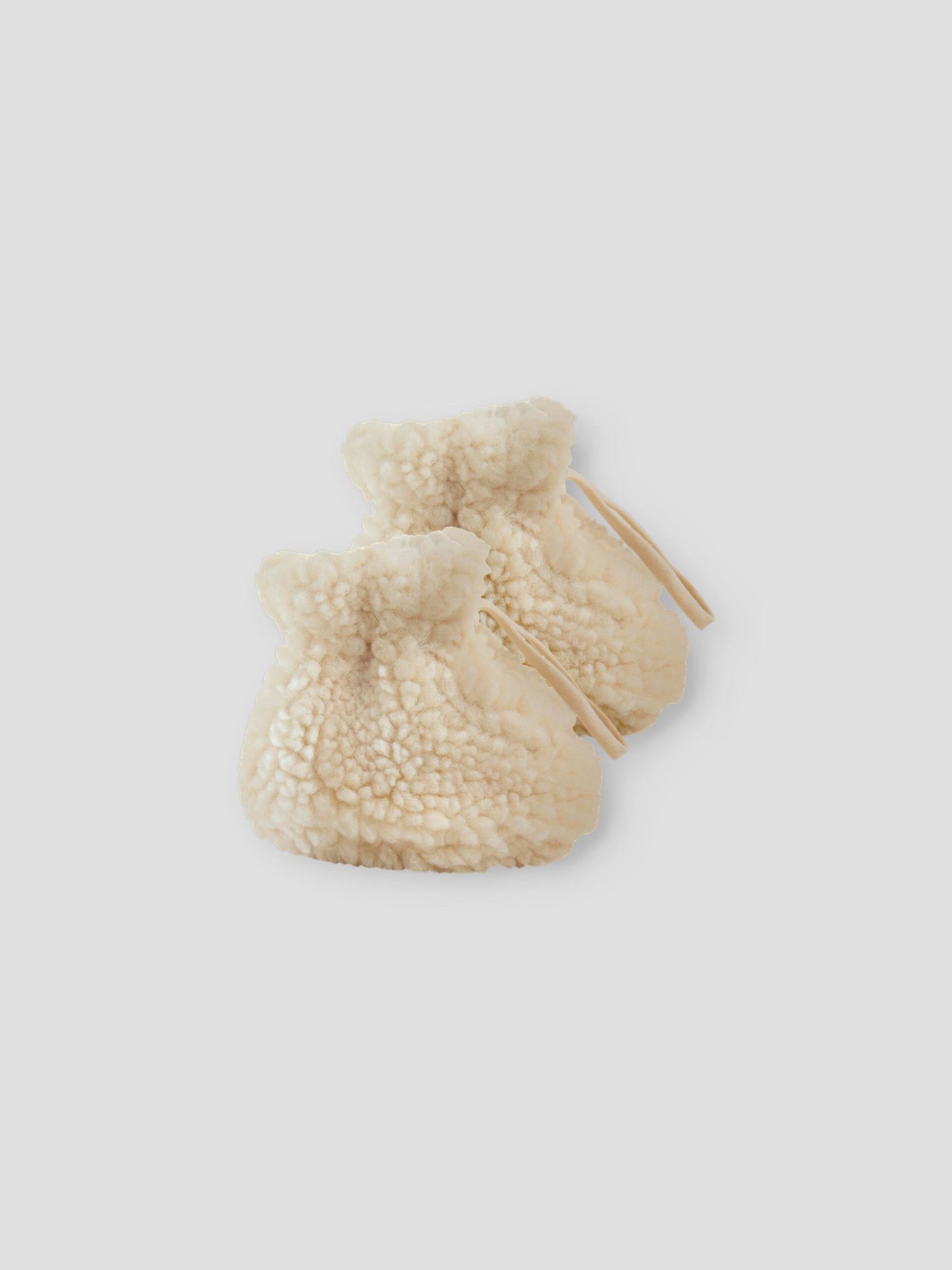 Carousel image - SHERPA SLIPPERS, Turtledove | 2