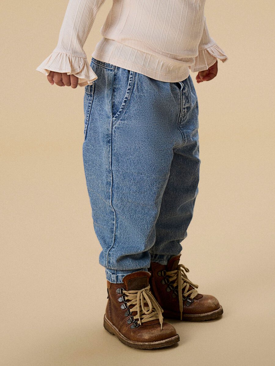 Product carousel image - COUPE AMPLE JEAN, Medium Blue Denim | 2