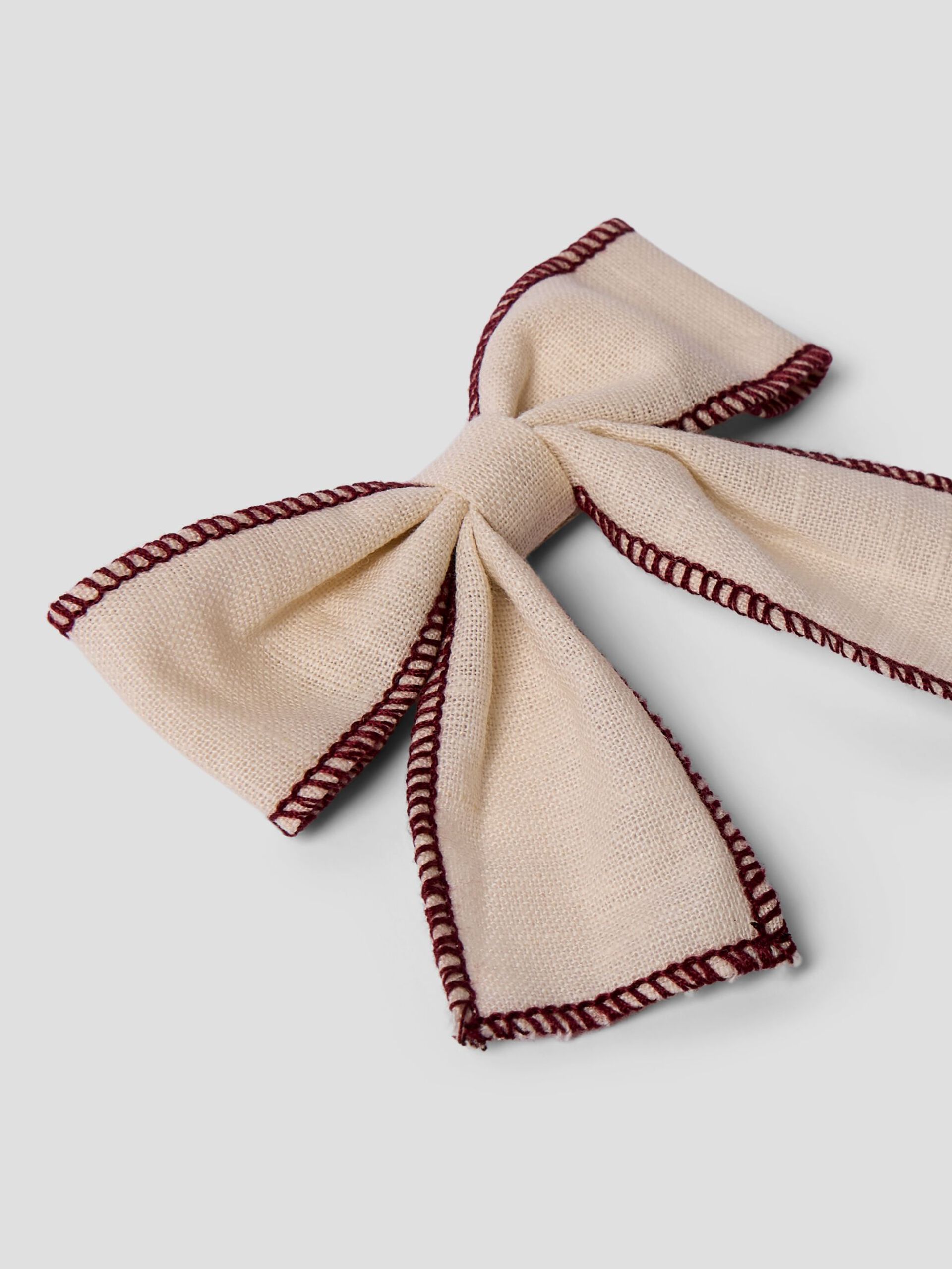 Carousel image - BOW HAIR CLIP, Turtledove | 3