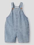name it ORGANIC COTTON DUNGAREES, Medium Blue Denim, highres - 13241455_MediumBlueDenim_003.jpg