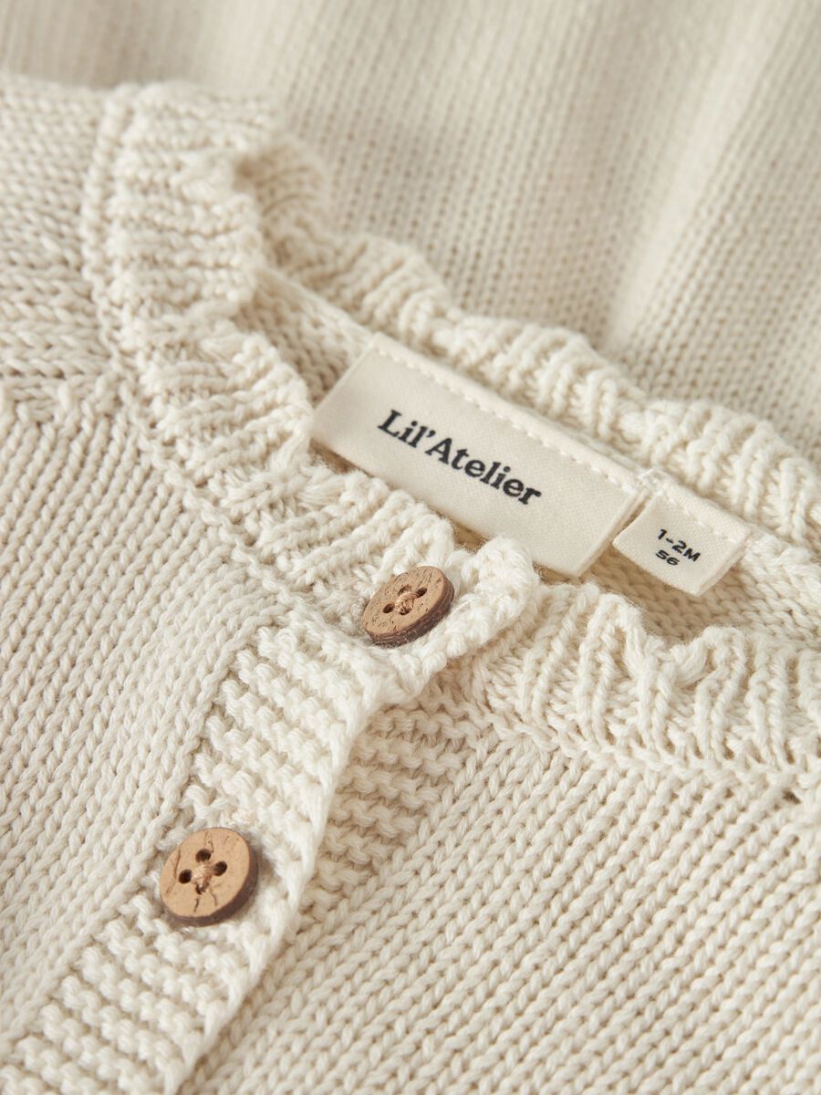 Product carousel image - EKOLOGISK BOMULL STICKAD KOFTA, Turtledove | 3