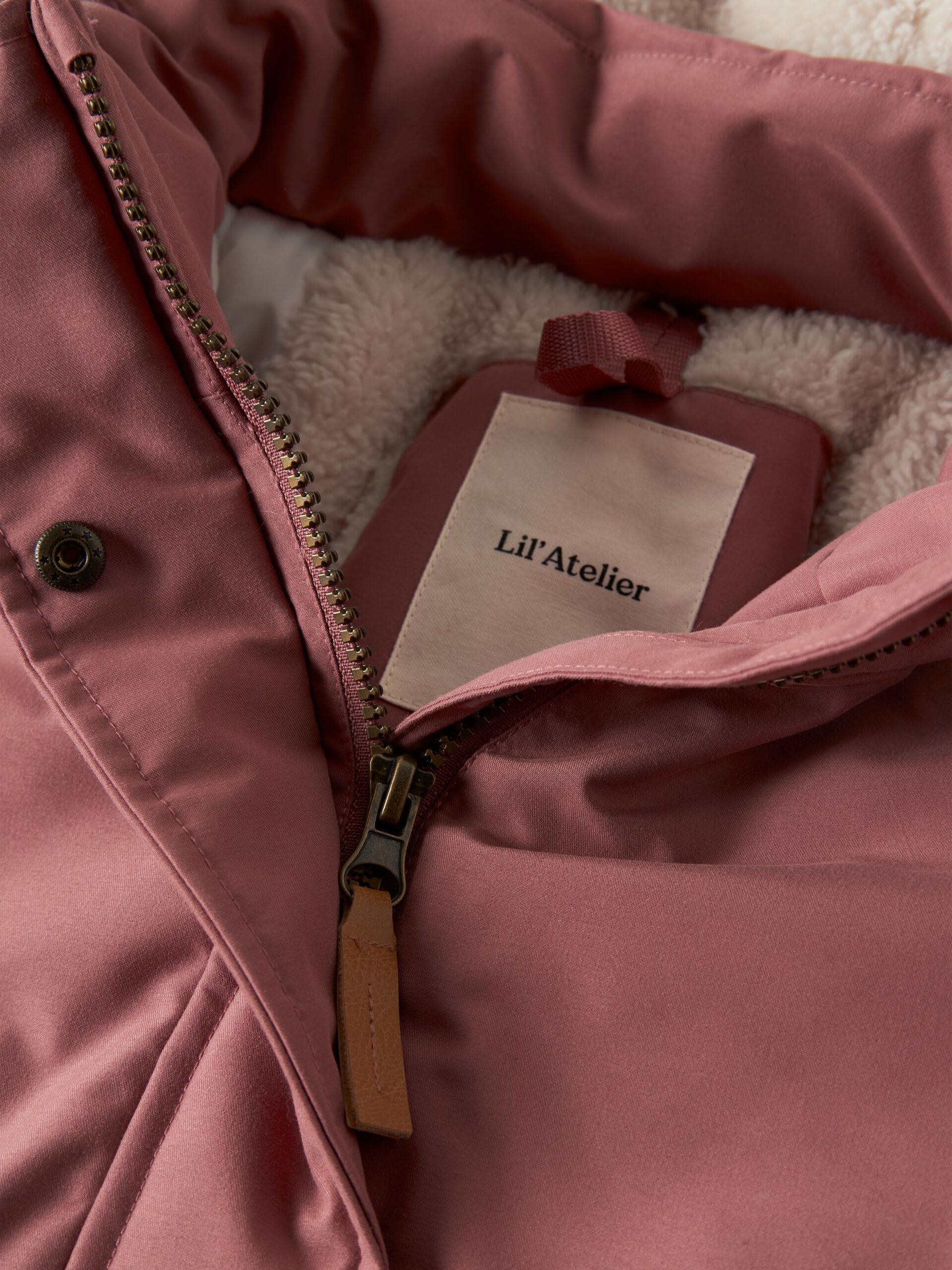 Carousel image - SNOW05 SKI JACKET, Withered Rose | 3