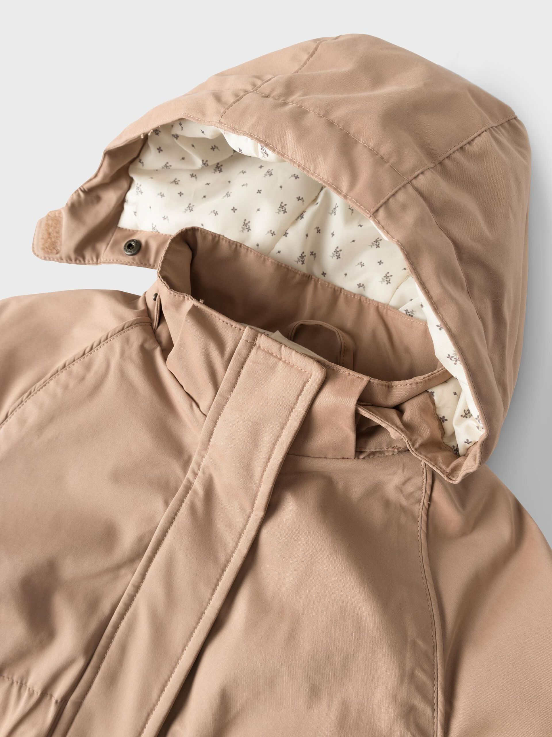 Carousel image - WATERPROOF LONG JACKET, Beaver Fur | 3
