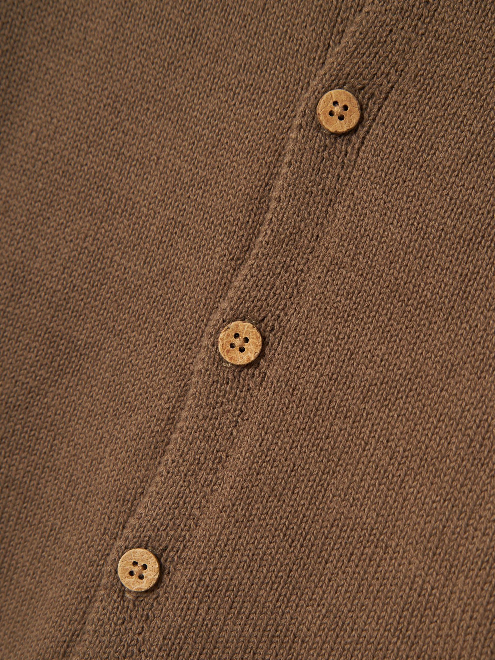 Carousel image - BIO-BAUMWOLL STRICKJACKE, Shitake | 4