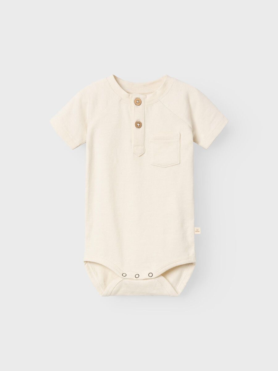 name it SHORT SLEEVED ROMPER, Coconut Milk, highres - 13230709_CoconutMilk_003.jpg