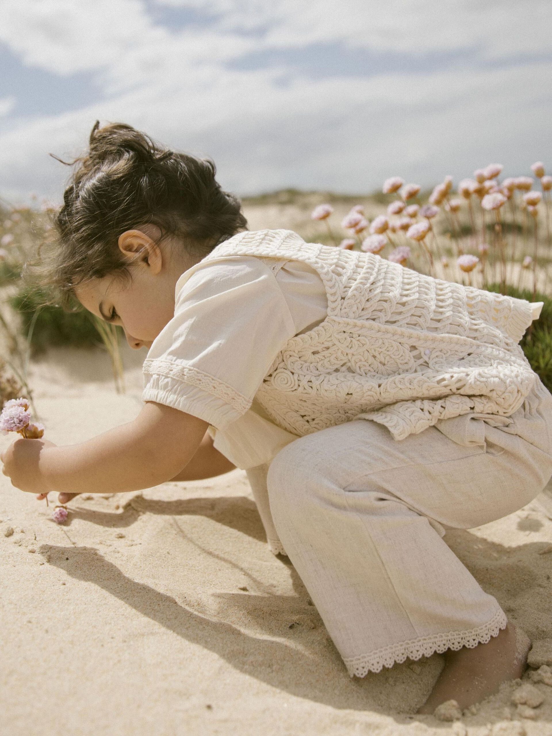 Carousel image - CROPATTU HOUSUT, Pumice Stone | 3