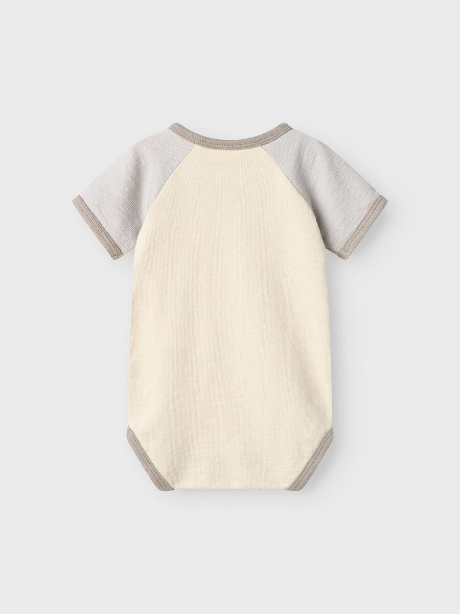 name it SHORT SLEEVED ROMPER, Turtledove, highres - 13241121_Turtledove_1175468_002.jpg