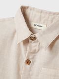 name it ALGODÓN ORGÁNICO CAMISA, Bleached Sand, highres - 13243727_BleachedSand_005.jpg