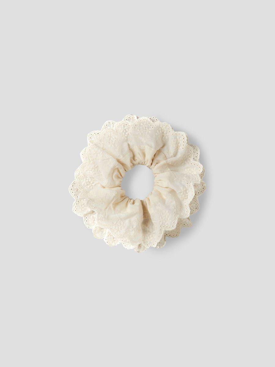 Product carousel image - SCRUNCHIE, Coconut Milk | 1