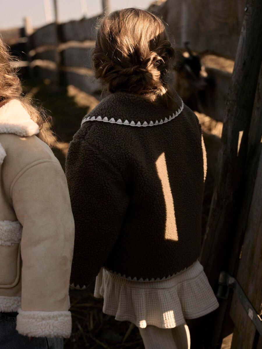 Product carousel image - LOOSE FIT TEDDY JACKET, Shitake | 2