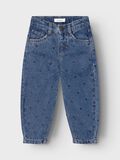 name it MOM FIT JEANS, Medium Blue Denim, highres - 13224280_MediumBlueDenim_003.jpg